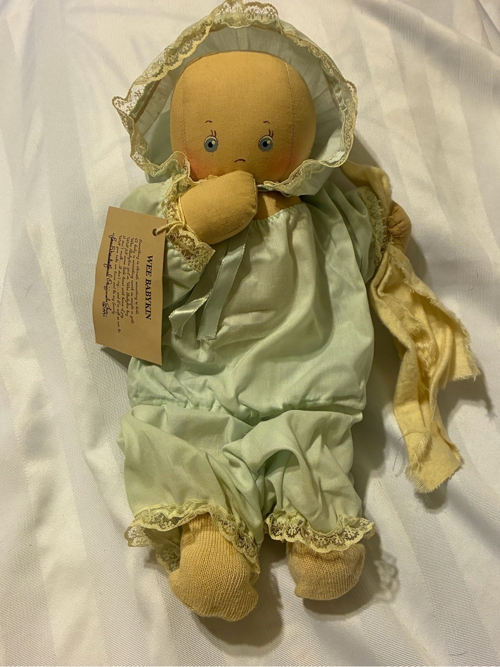 Jan Shackelford 1991 Signed Wee Babykin Doll in Pale Green Outfit